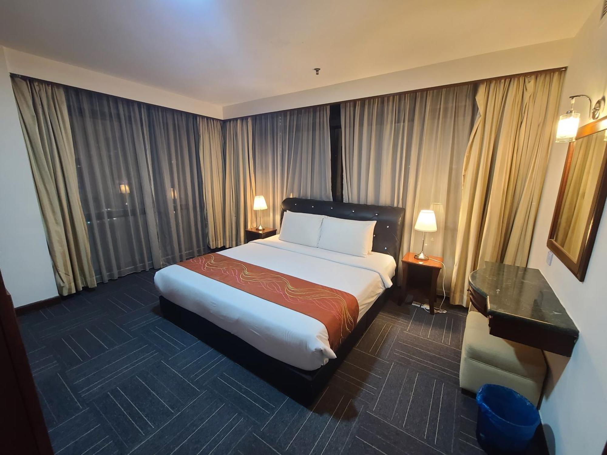 Kl Time Square Hotal Sarvice Suite Куала-Лумпур Екстер'єр фото