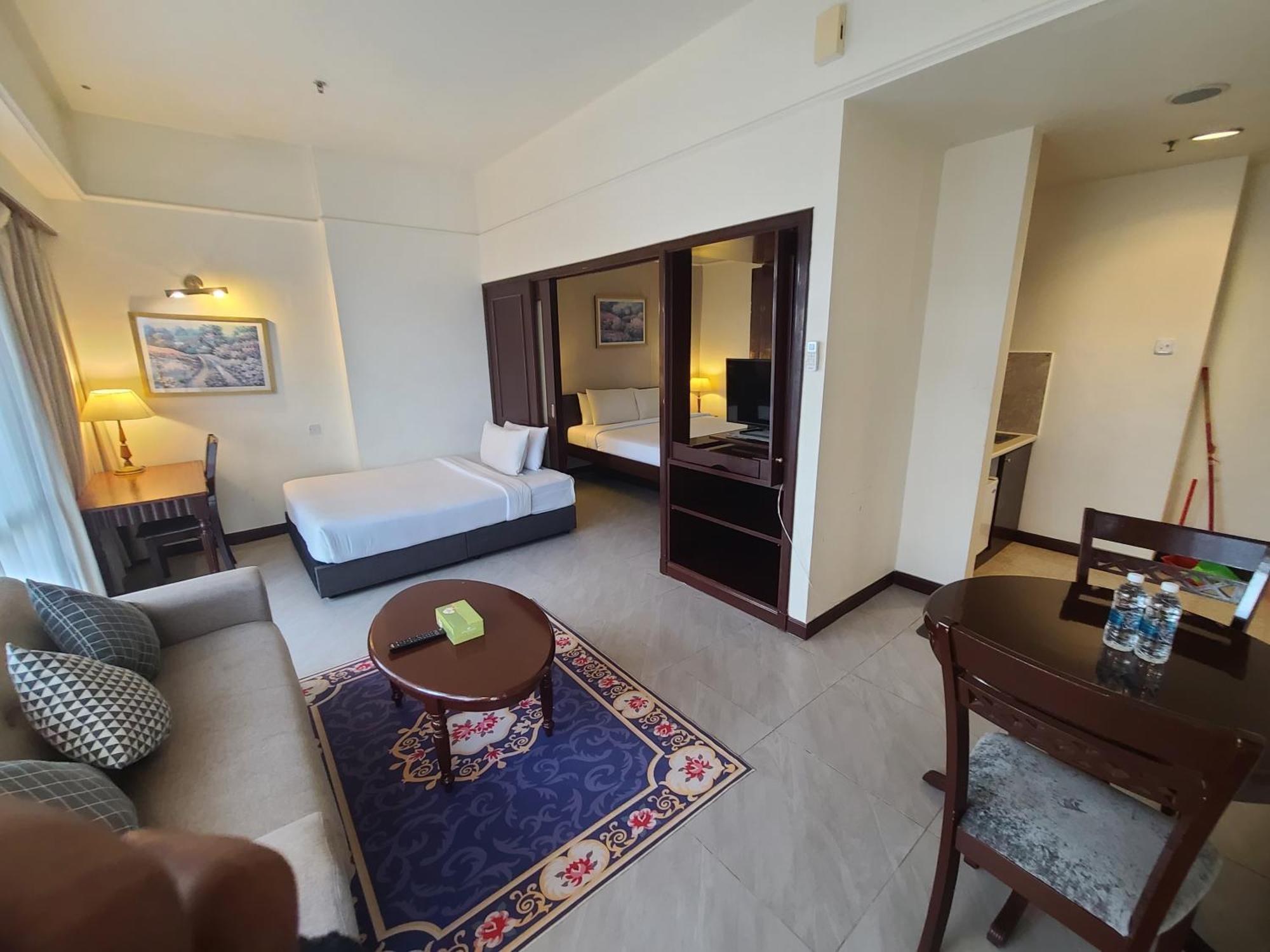 Kl Time Square Hotal Sarvice Suite Куала-Лумпур Екстер'єр фото